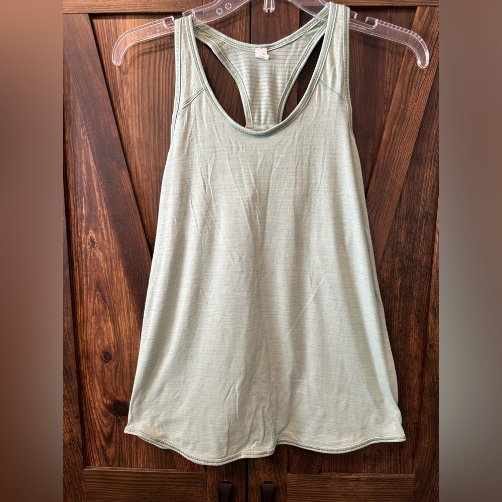 Lululemon Essential Tank